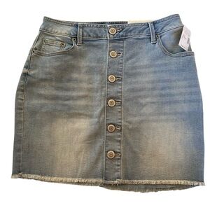 NWT Size 8 Maurices Button-Front Acid Washed Y2K Mini Denim Skirt Stretchy